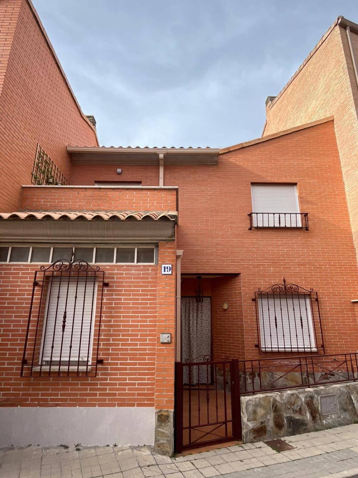 Вилла La Madriguera De Toledo Bargas Экстерьер фото